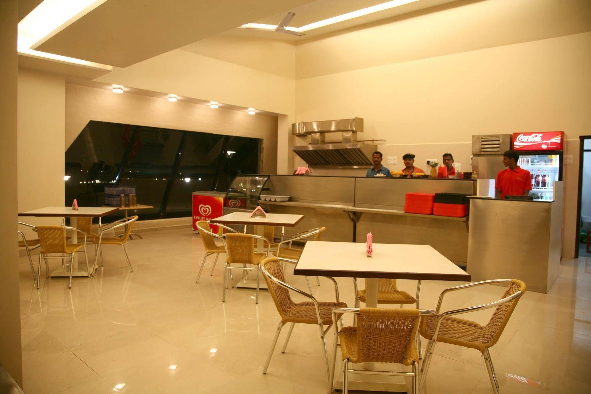 Sentosa Resorts Chinchvad Ngoại thất bức ảnh