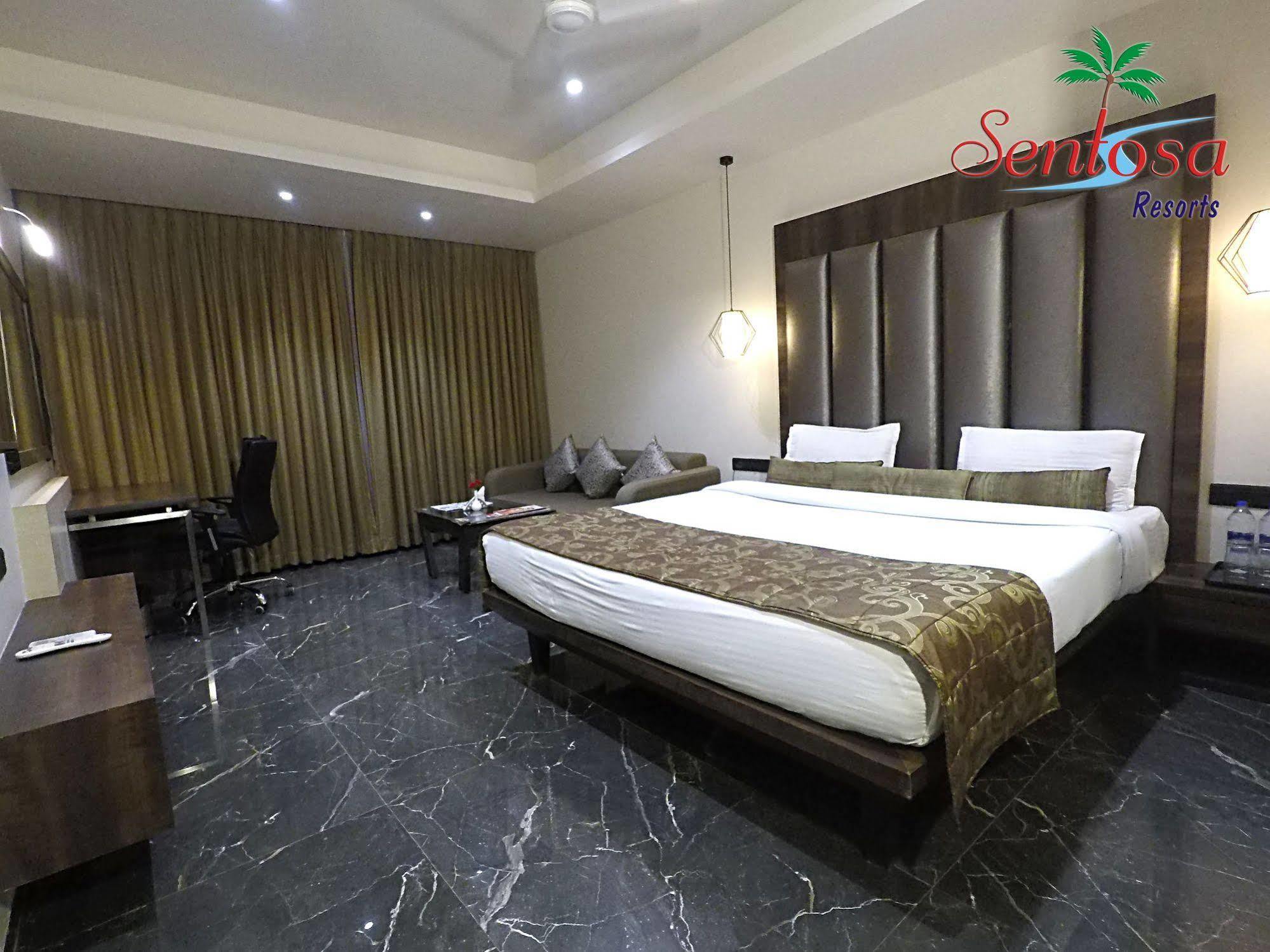 Sentosa Resorts Chinchvad Ngoại thất bức ảnh